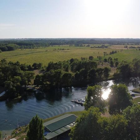 Camping Belle Riviere Chaniers Exterior photo