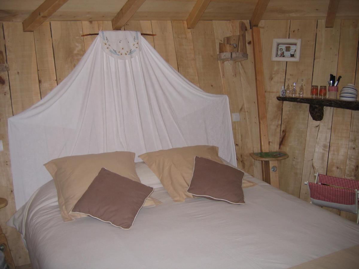 Camping Belle Riviere Chaniers Exterior photo